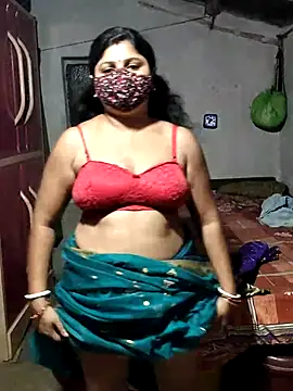 Snapshot of Mourani24 chatting on 04-28-26, 01:37 Mourani24 online show from 04-28-26, 01:37