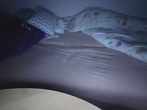 Snapshot of badyjesus chatting on 10-09-25, 07:56 badyjesus online show from 10-09-25, 07:56