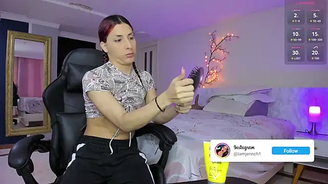 charolbruce 1 online show from 12-20-25, 12:12