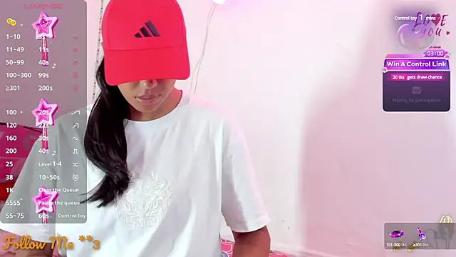 Snapshot of BarbieHotLaura chatting on 03-16-25, 02:11 BarbieHotLaura online show from 03-16-25, 02:11