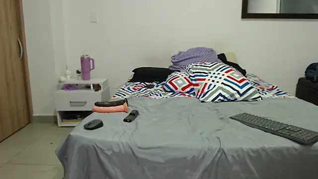 Snapshot of AnnieRoss69 chatting on 10-30-25, 11:16 AnnieRoss69 online show from 10-30-25, 11:16