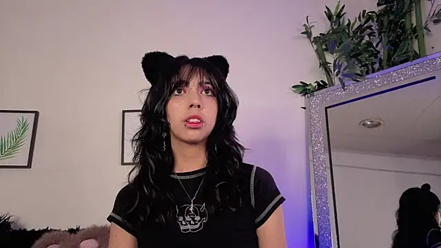 Nyx nayla online show from 10-07-25, 06:43