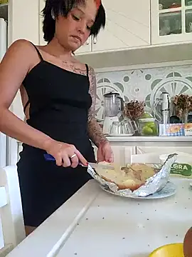 LorenRosse online show from 09-22-25, 04:25