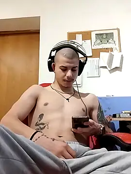 BigDickEnrg7195 online show from 03-07-25, 11:27