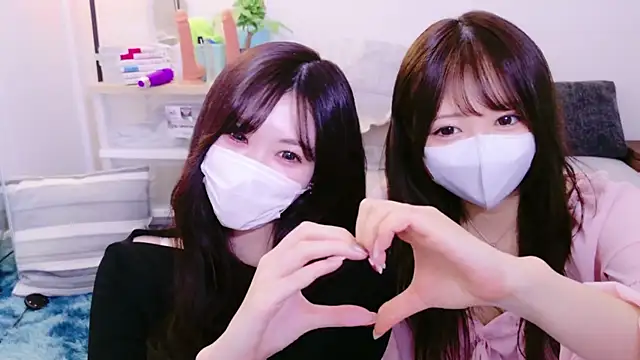 Snapshot of oxo_yuna_oxo chatting on 03-17-25, 01:29 oxo yuna oxo online show from 03-17-25, 01:29