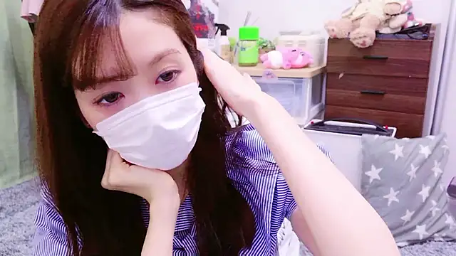 Snapshot of oxo_yuna_oxo chatting on 09-09-25, 10:59 oxo yuna oxo online show from 09-09-25, 10:59