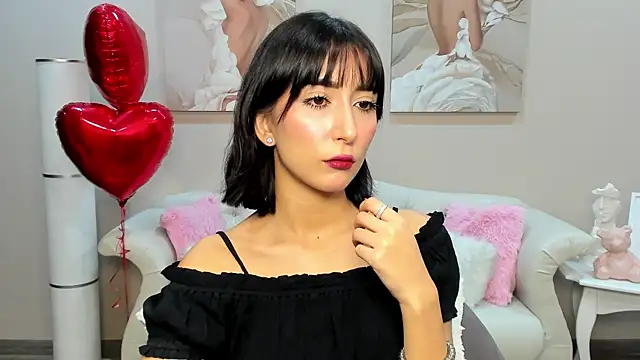 Snapshot of NicoleLimp chatting on 02-16-25, 06:21 NicoleLimp online show from 02-16-25, 06:21