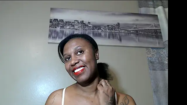 Snapshot of YourDreamLady22 chatting on 11-22-25, 08:46 YourDreamLady22 online show from 11-22-25, 08:46