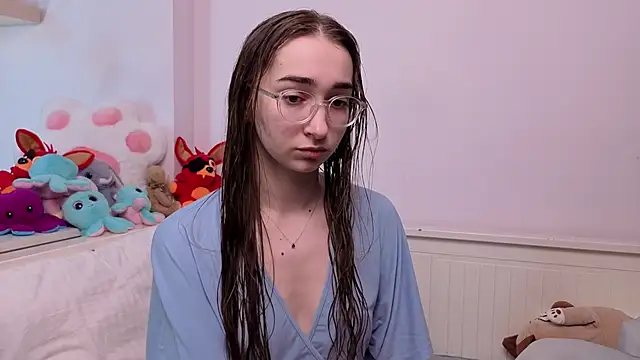PollyBeev online show from 06-07-26, 07:34