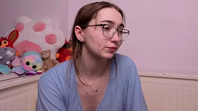 PollyBeev online show from 06-16-26, 07:33
