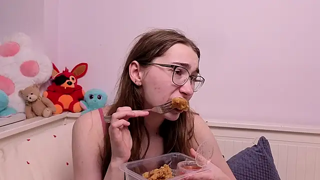 PollyBeev online show from 06-29-26, 10:15