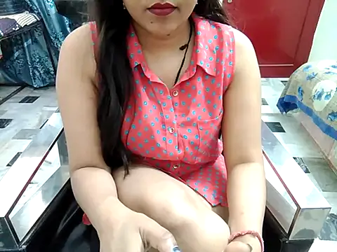 Snapshot of aarushi_sharmaa chatting on 03-03-25, 11:55 aarushi sharmaa online show from 03-03-25, 11:55