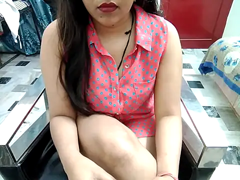 Snapshot of aarushi_sharmaa chatting on 03-03-25, 03:42 aarushi sharmaa online show from 03-03-25, 03:42