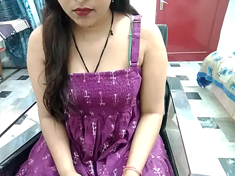 Snapshot of aarushi_sharmaa chatting on 03-13-25, 02:16 aarushi sharmaa online show from 03-13-25, 02:16