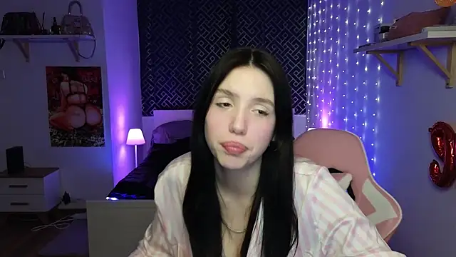 Snapshot of AliceSpark chatting on 01-24-25, 10:51 AliceSpark online show from 01-24-25, 10:51