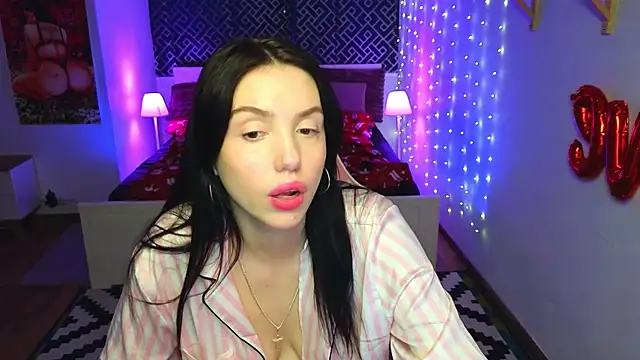 Snapshot of AliceSpark chatting on 03-08-25, 08:35 AliceSpark online show from 03-08-25, 08:35