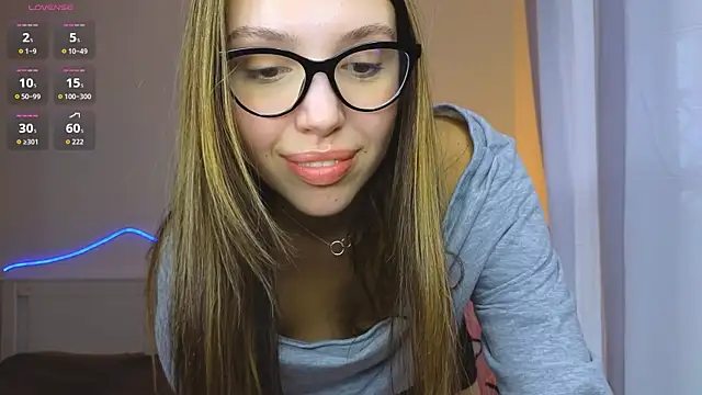 Snapshot of AliceSpark chatting on 10-07-25, 08:55 AliceSpark online show from 10-07-25, 08:55