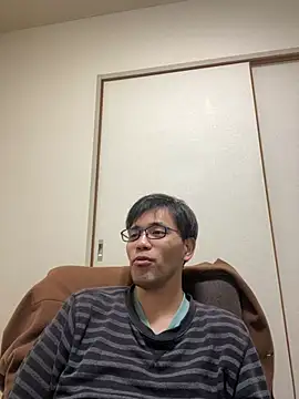 ryusei18570 online show from 02-08-25, 04:14