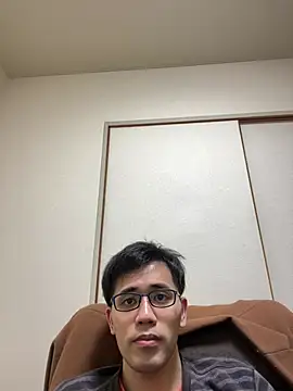 ryusei18570 online show from 03-04-25, 05:45