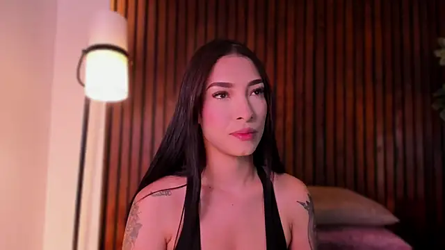 Jennmiiller  online show from 12-22-25, 12:13