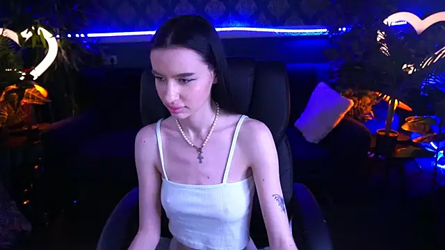 Snow WhiteeeX online show from 01-21-25, 09:46