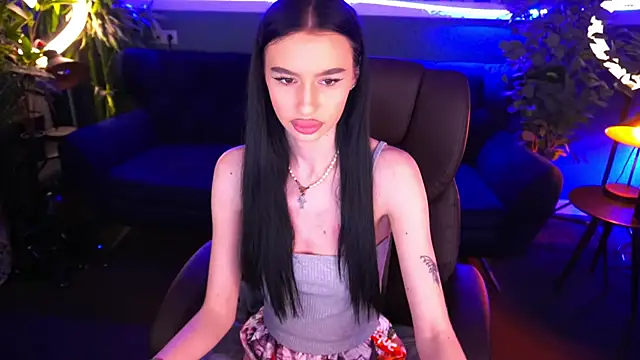 Snow WhiteeeX online show from 01-28-25, 11:28