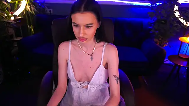 Snow WhiteeeX online show from 01-29-25, 02:51