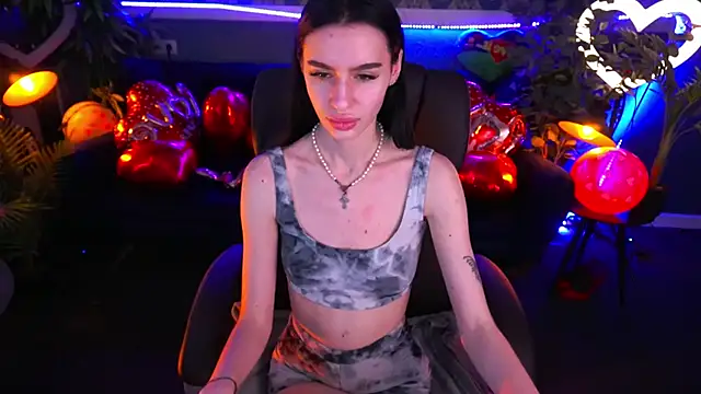 Snow WhiteeeX online show from 02-09-25, 09:47