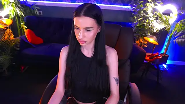 Snow WhiteeeX online show from 02-26-25, 01:53