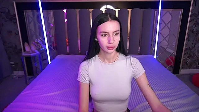 Snow WhiteeeX online show from 03-01-26, 06:37