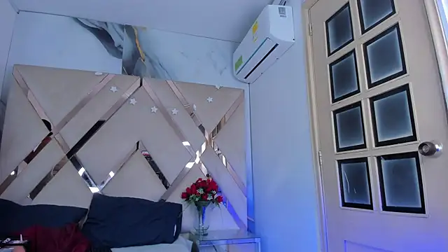 ninaht online show from 11-16-25, 08:36