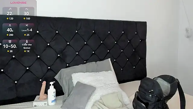 Natasha by online show from 01-14-25, 03:36