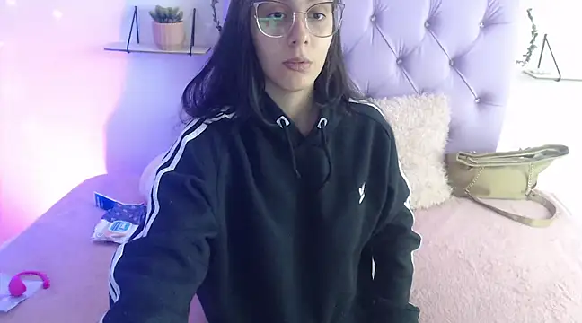 Freyja 01 online show from 02-04-25, 09:31