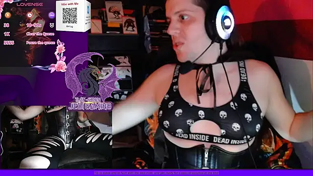 Snapshot of Rae-Suon chatting on 01-05-25, 04:25 Rae-Suon online show from 01-05-25, 04:25