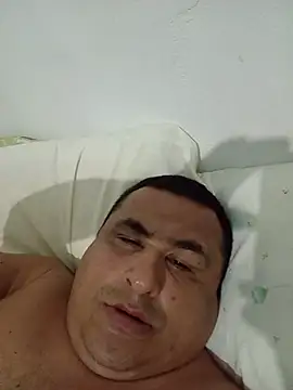 Snapshot of Pipuloc chatting on 06-24-26, 08:08 Pipuloc online show from 06-24-26, 08:08