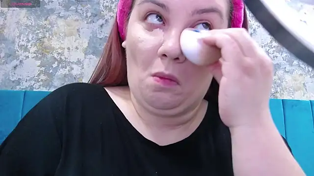 Snapshot of MelanieBrownn chatting on 12-31-24, 03:12 MelanieBrownn online show from 12-31-24, 03:12