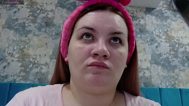 Snapshot of MelanieBrownn chatting on 01-13-25, 03:34 MelanieBrownn online show from 01-13-25, 03:34