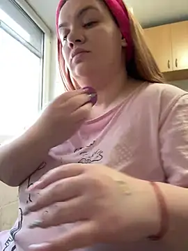 Snapshot of MelanieBrownn chatting on 02-13-25, 06:20 MelanieBrownn online show from 02-13-25, 06:20