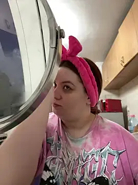 Snapshot of MelanieBrownn chatting on 02-27-25, 04:21 MelanieBrownn online show from 02-27-25, 04:21