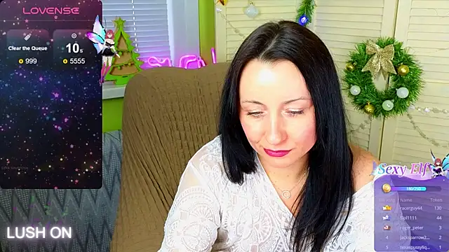 Snapshot of Roxyy_Star chatting on 01-19-25, 09:11 Roxyy Star online show from 01-19-25, 09:11