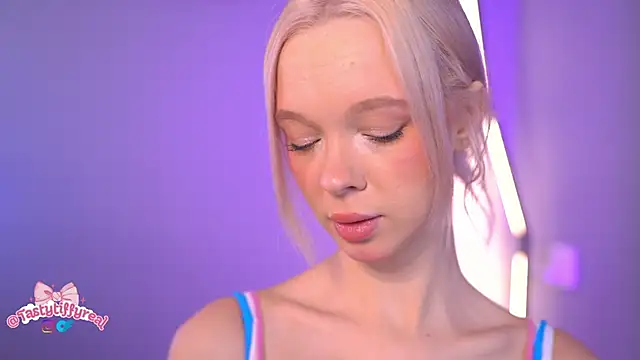  AlinaBailey online show from 05-11-26, 08:20