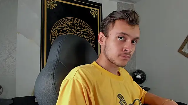 Desmon Clark online show from 02-04-25, 09:41