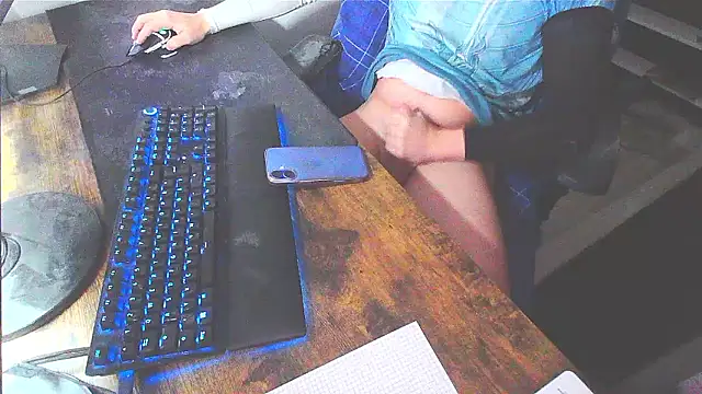 WouldLovetoFuckYou666 online show from 01-10-26, 02:41