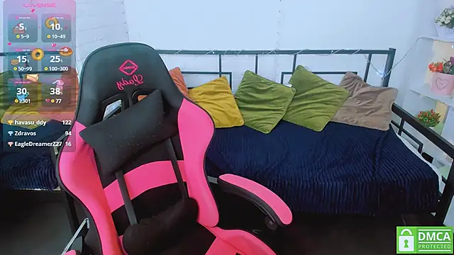 LayriantaVee online show from 01-16-25, 10:10