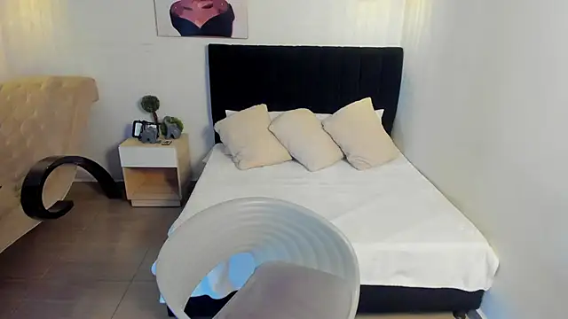 Scarlett  bell online show from 10-09-25, 12:58