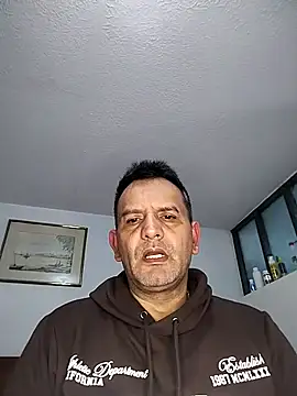 RogueTraveler online show from 11-04-25, 03:38