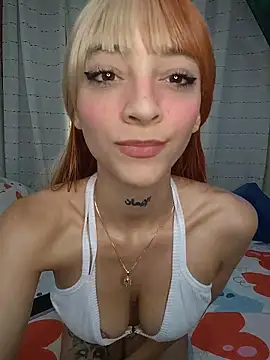 Snapshot of Dani_pegin chatting on 06-23-26, 12:36 Dani pegin online show from 06-23-26, 12:36