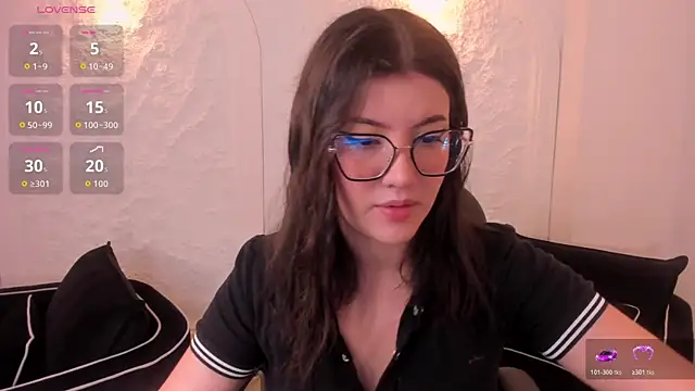 AmberFarrell online show from 04-13-26, 08:14