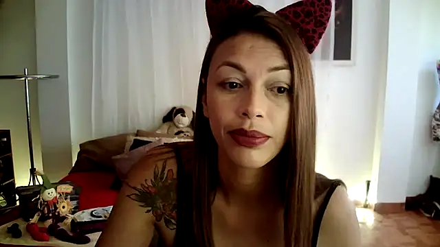 Hanna Charming online show from 09-28-25, 04:56