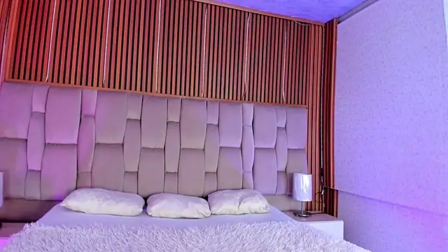 Eli Sanders online show from 04-18-26, 02:37